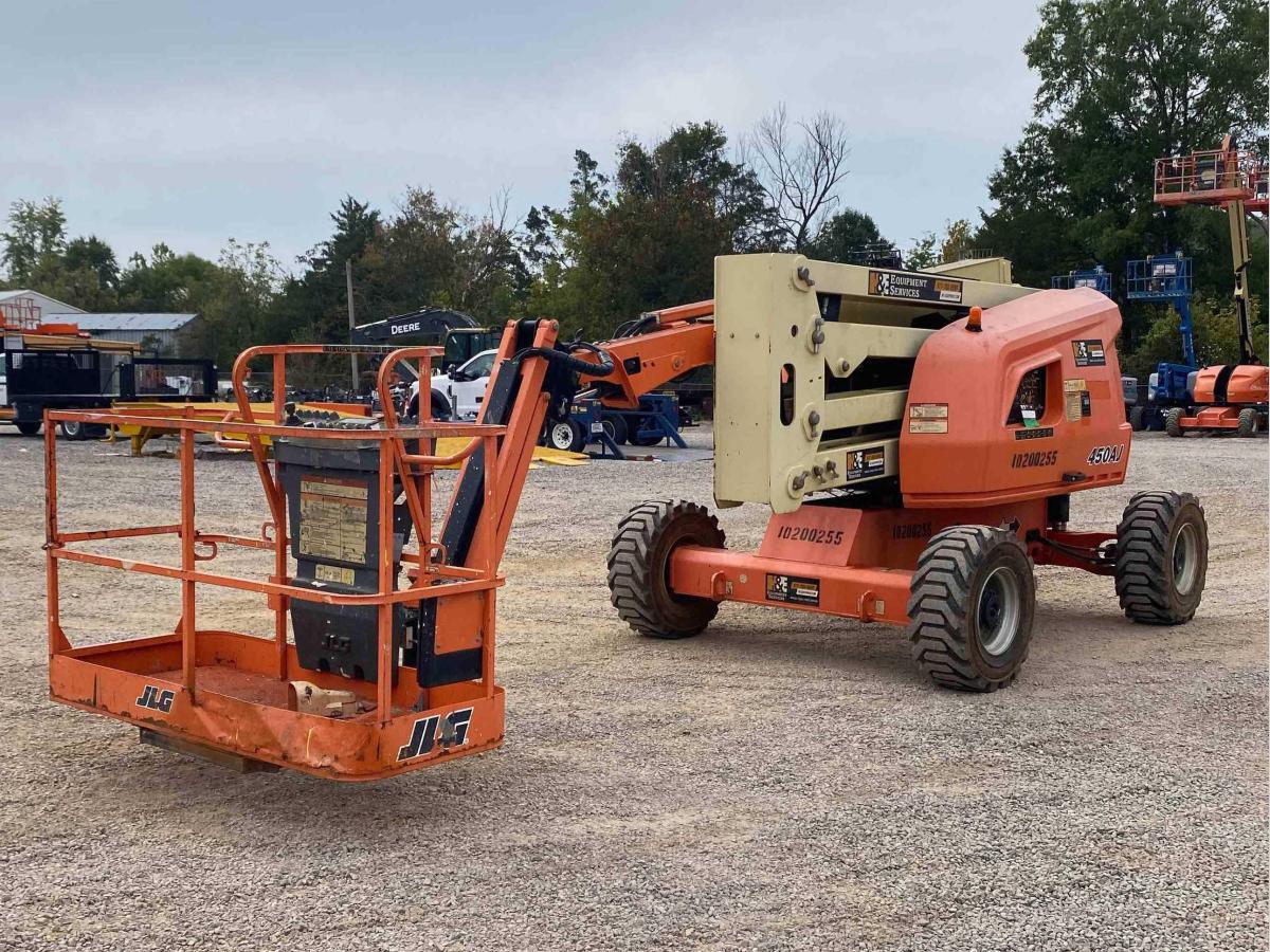 2016 JLG 450AJ
