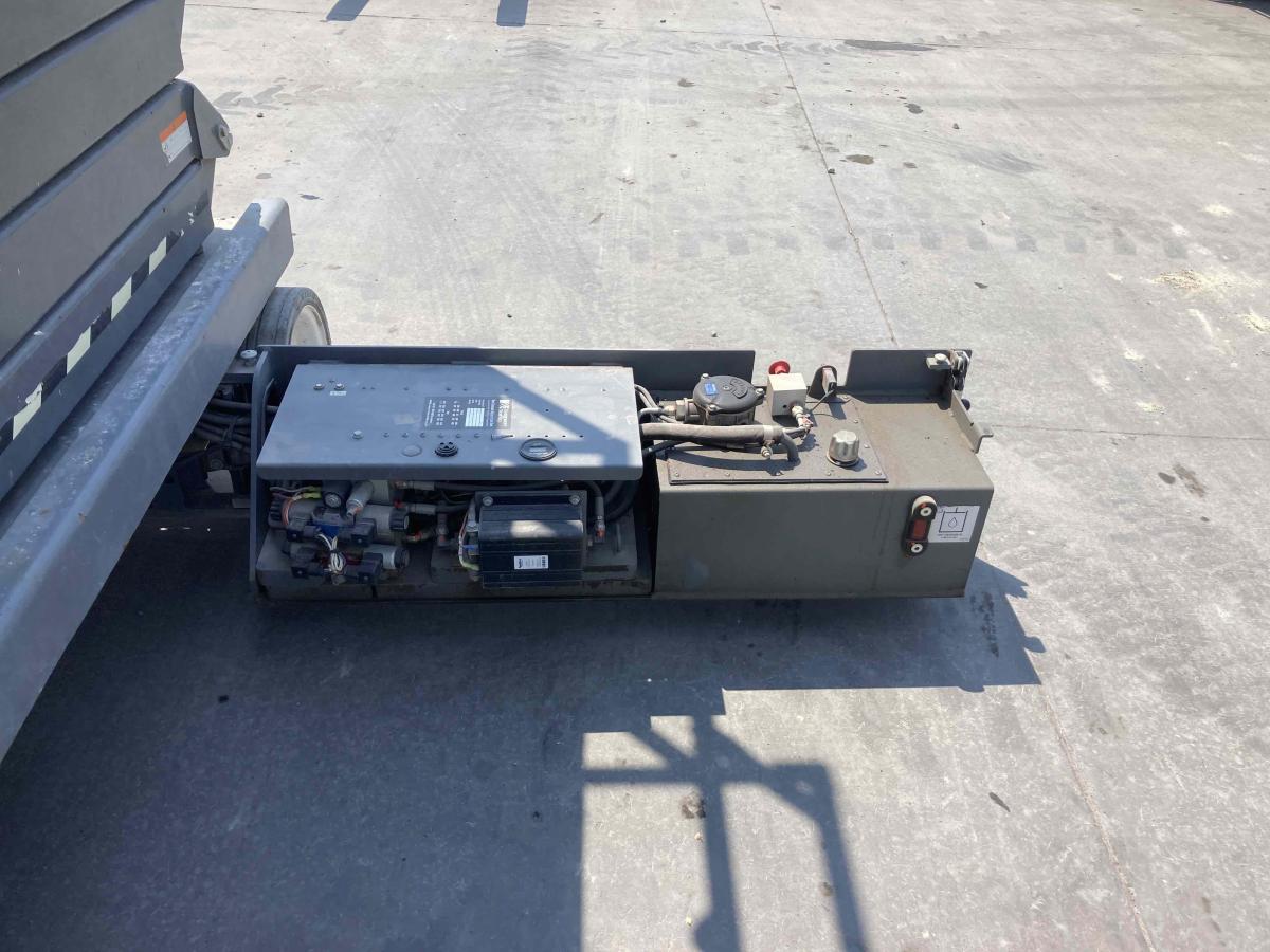 2017 Skyjack SJ4740