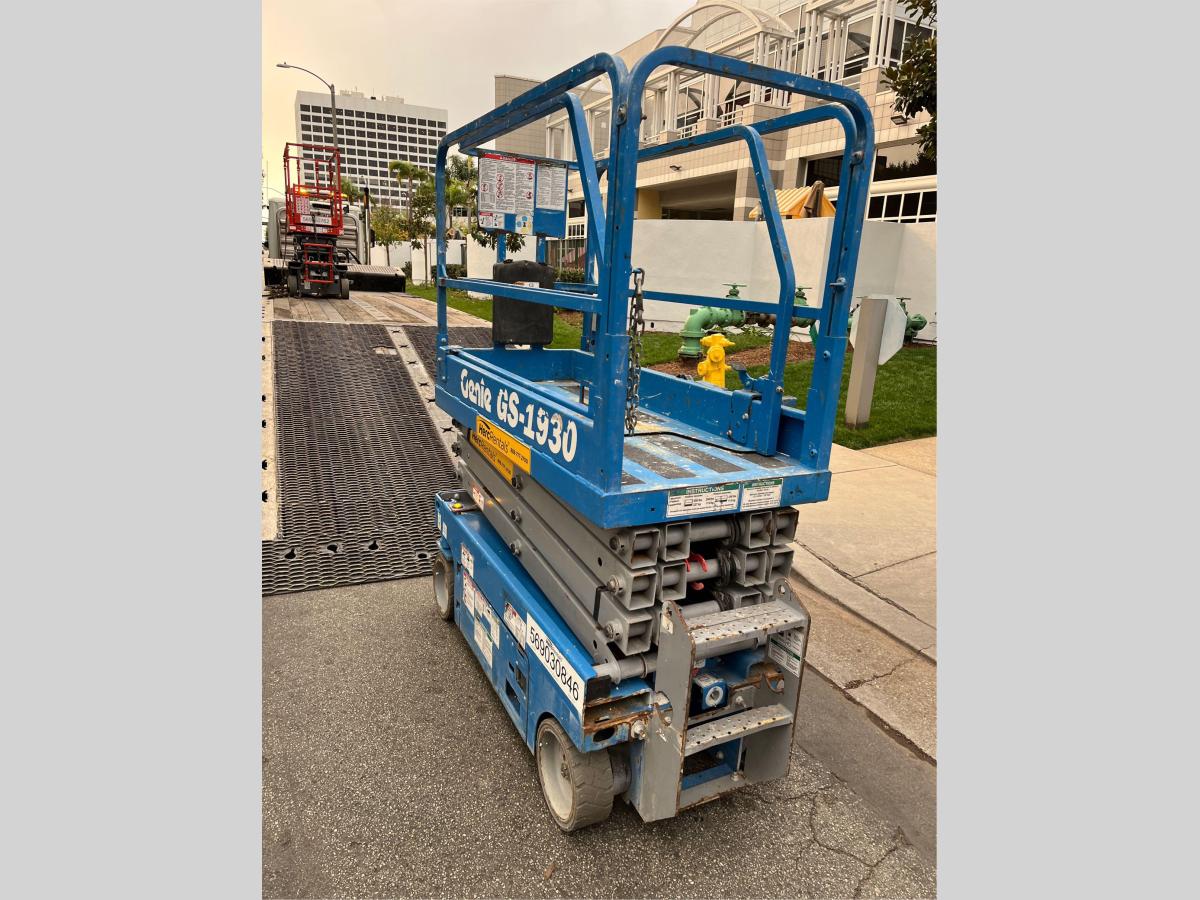 2018 Genie GS-1930