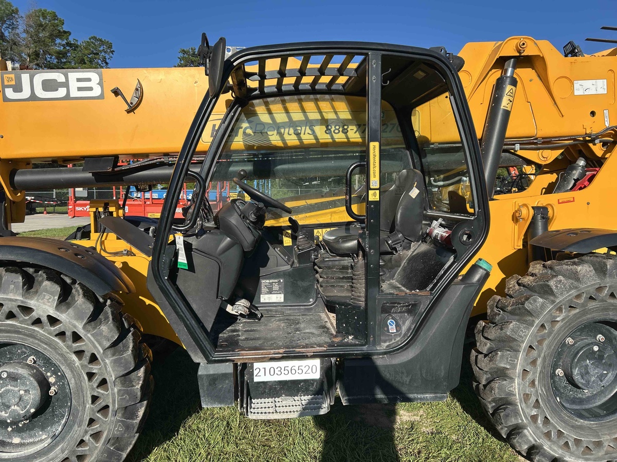 2022 JCB 512-56-4
