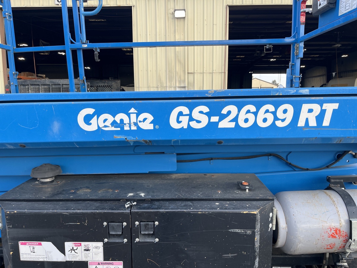 2017 Genie GS-2669 RT-14