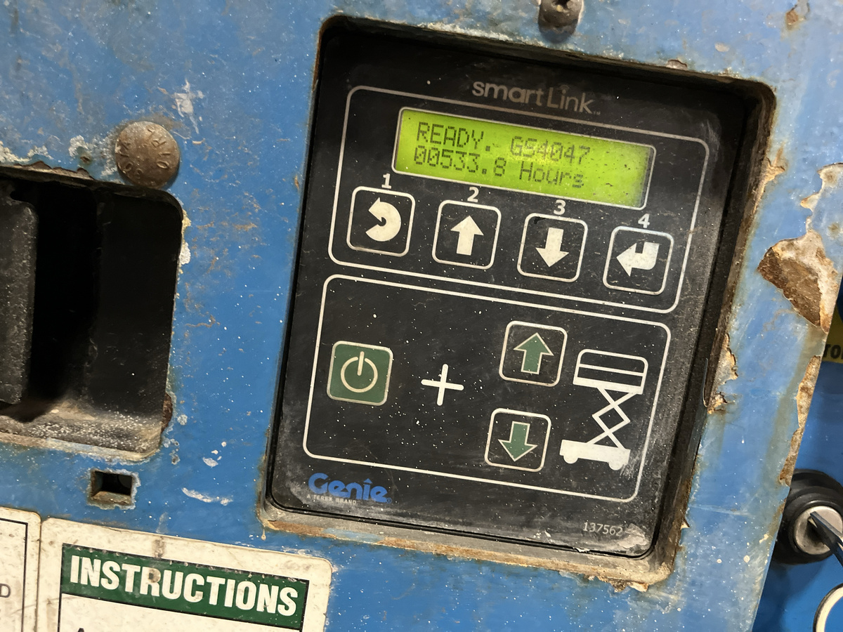 2015 Genie GS-4047-6