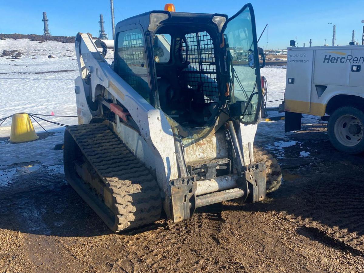 2020 Bobcat T740