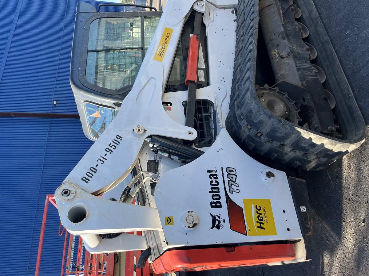 2021 Bobcat T740-6