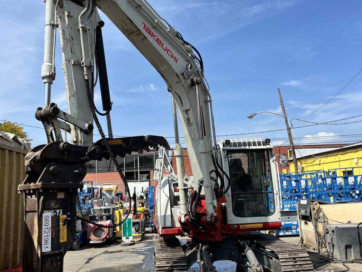 2018 Takeuchi TB2150