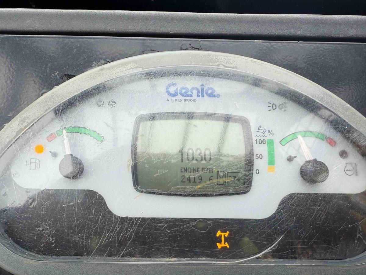 2018 Genie GTH 844