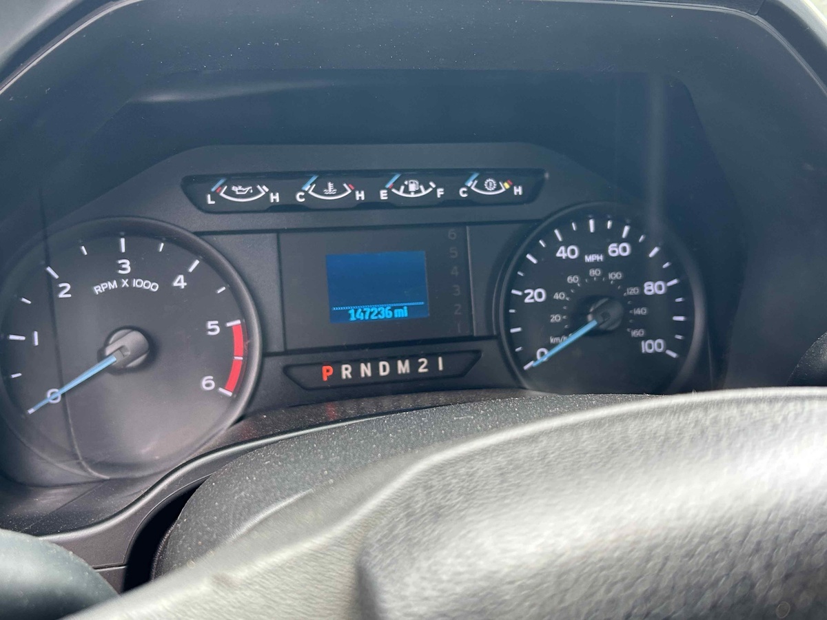 2017 Ford F550-6