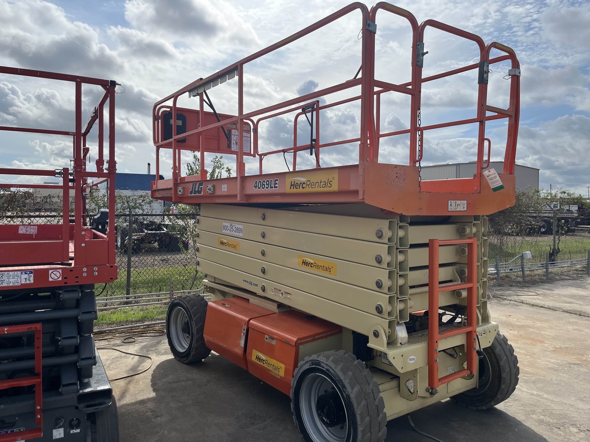 2019 JLG 4069LE-11