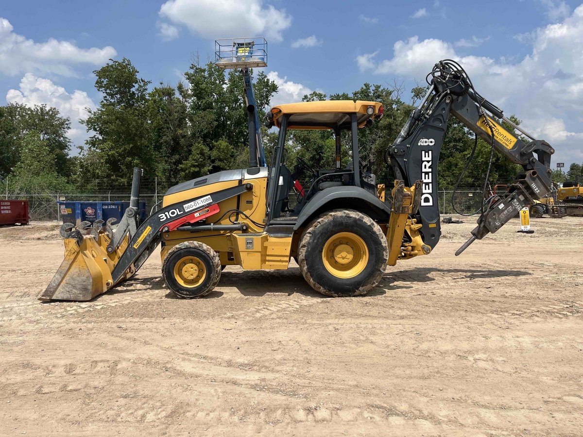 2019 John Deere 310L