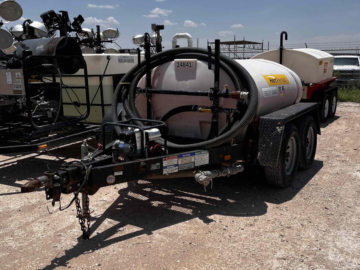 2019 Wylie EXP-500L-S Water Trailer 500 Gal-4