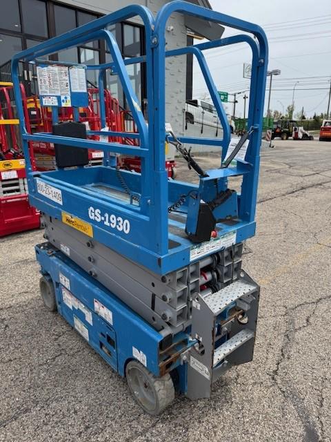 2018 Genie GS-1930