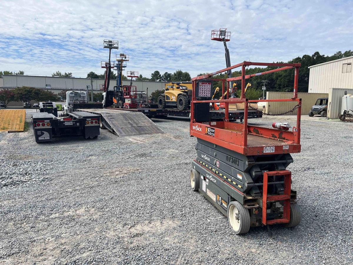 2015 Skyjack SJ3226-4