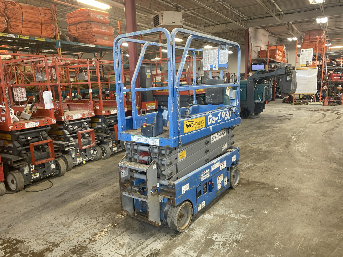 2018 Genie GS-1930