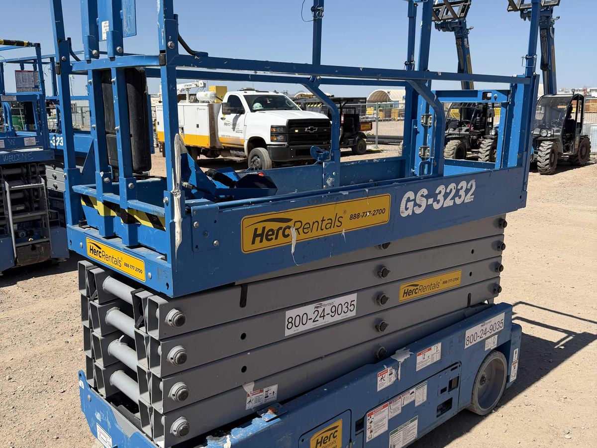 2019 Genie GS-3232-2