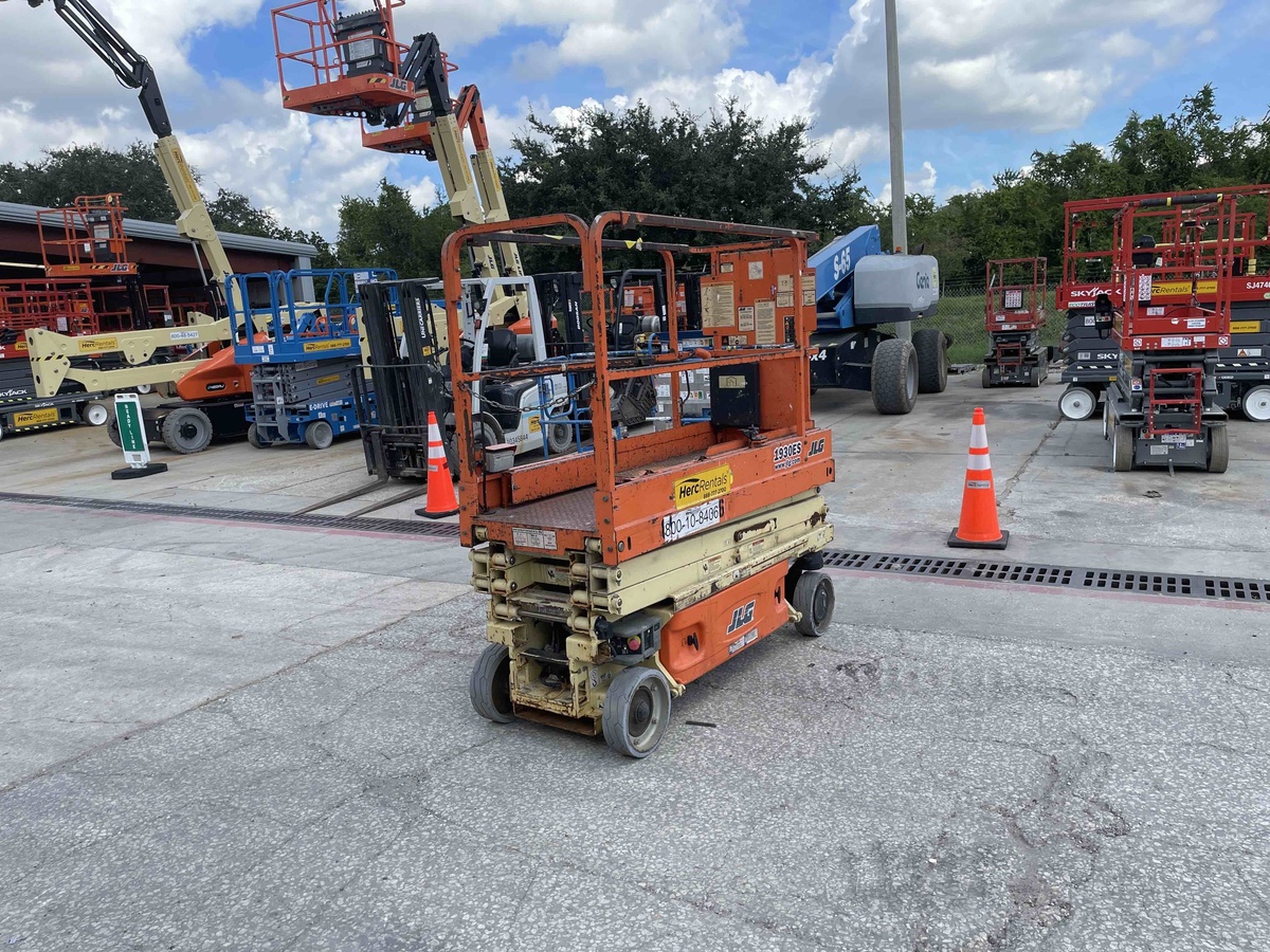 2016 JLG 1930ES-4