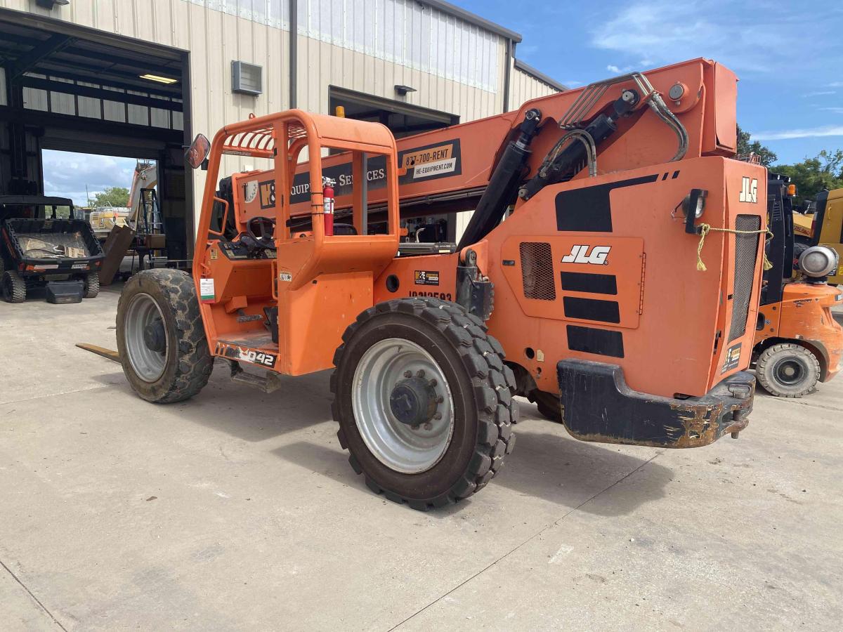 2018 SkyTrak 8042-2