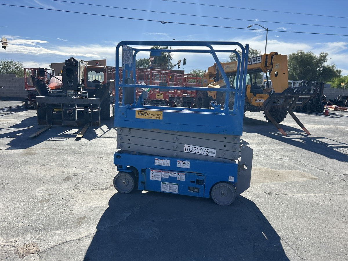 2017 Genie GS-1930
