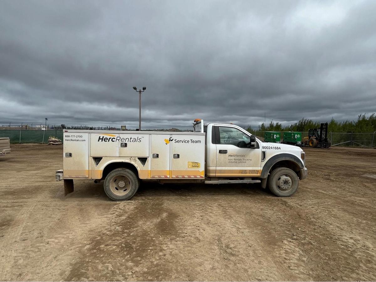 2018 Ford F550-3
