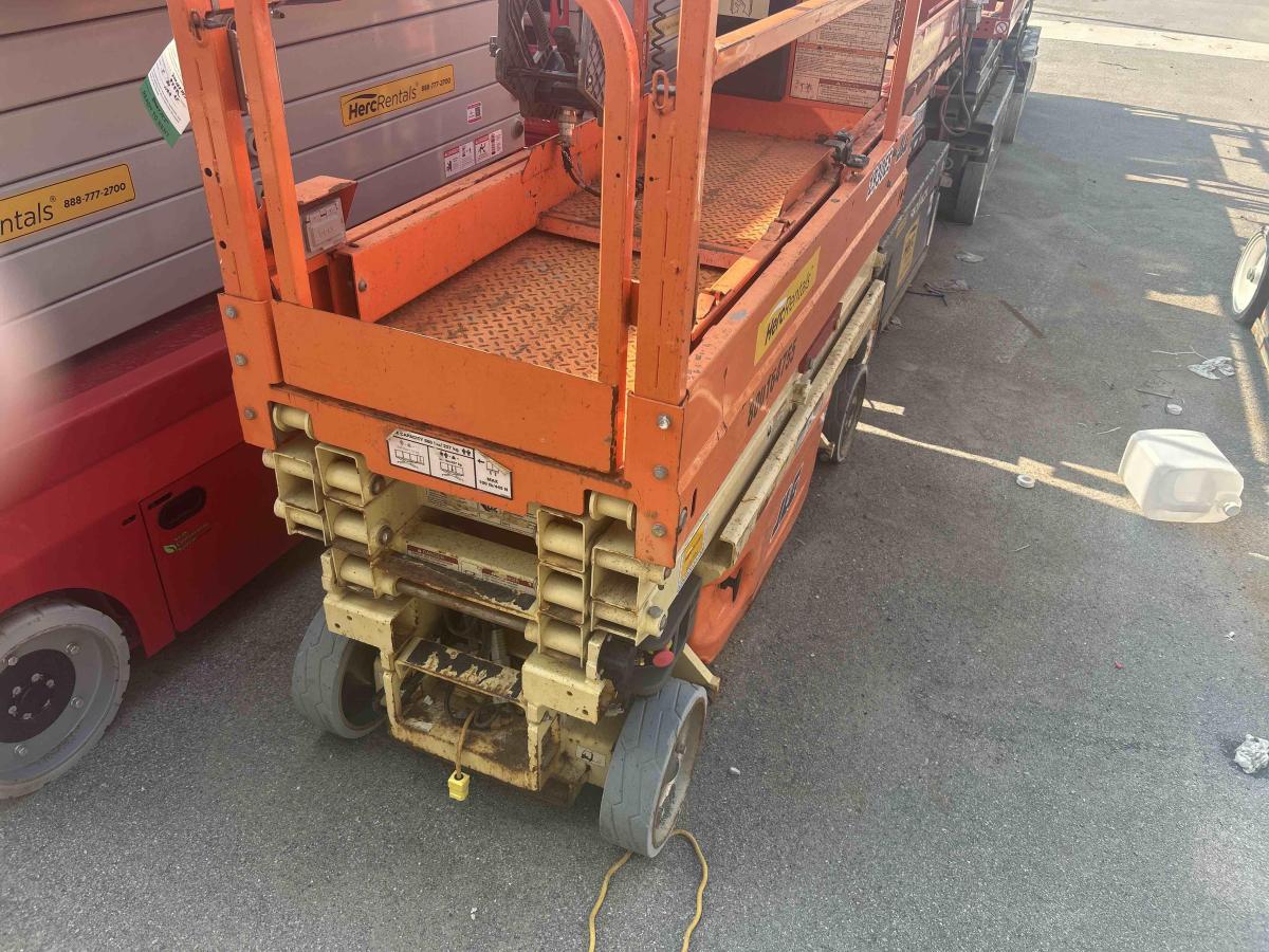 2017 JLG 1930ES-2