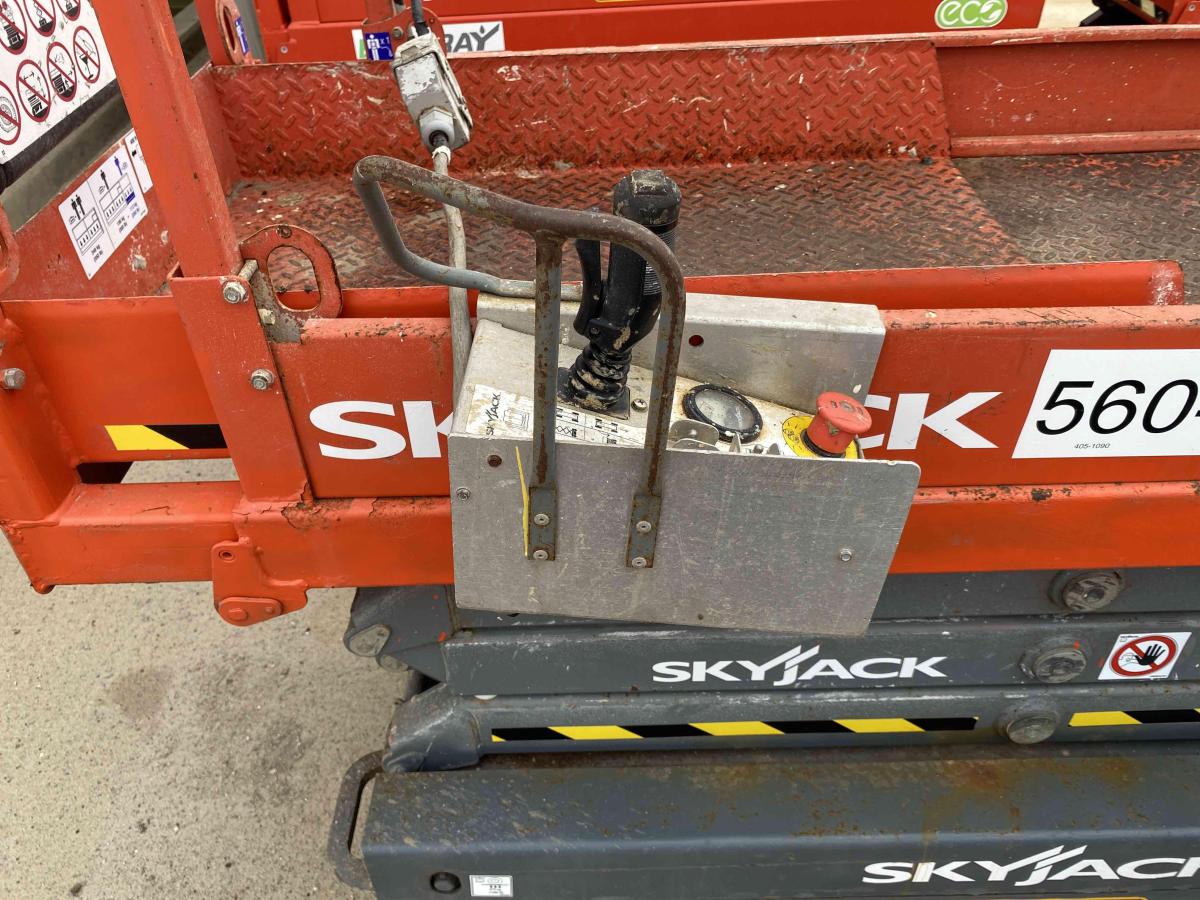 2017 Skyjack SJ3219