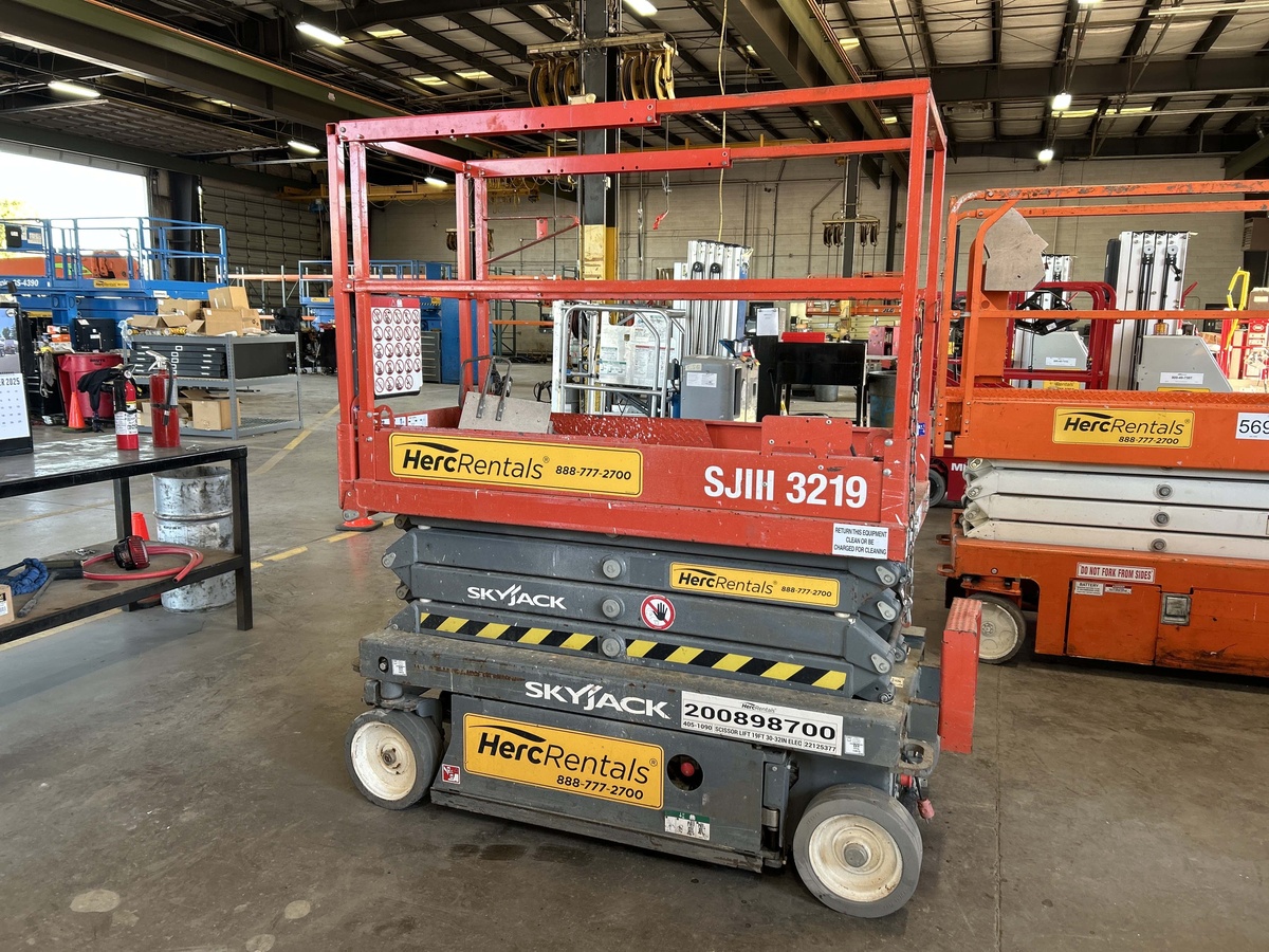 2018 Skyjack SJ3219