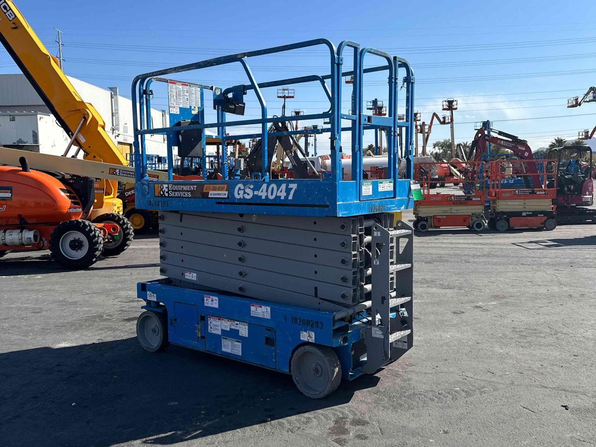 2016 Genie GS-4047