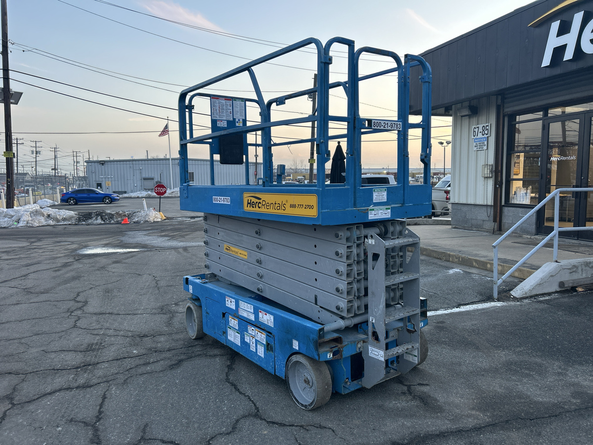 2018 Genie GS-4047-2