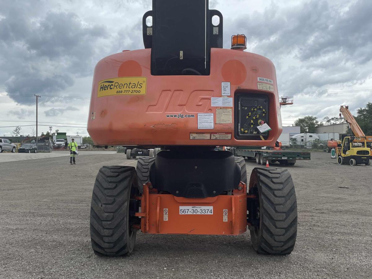 2015 JLG 1350SJP