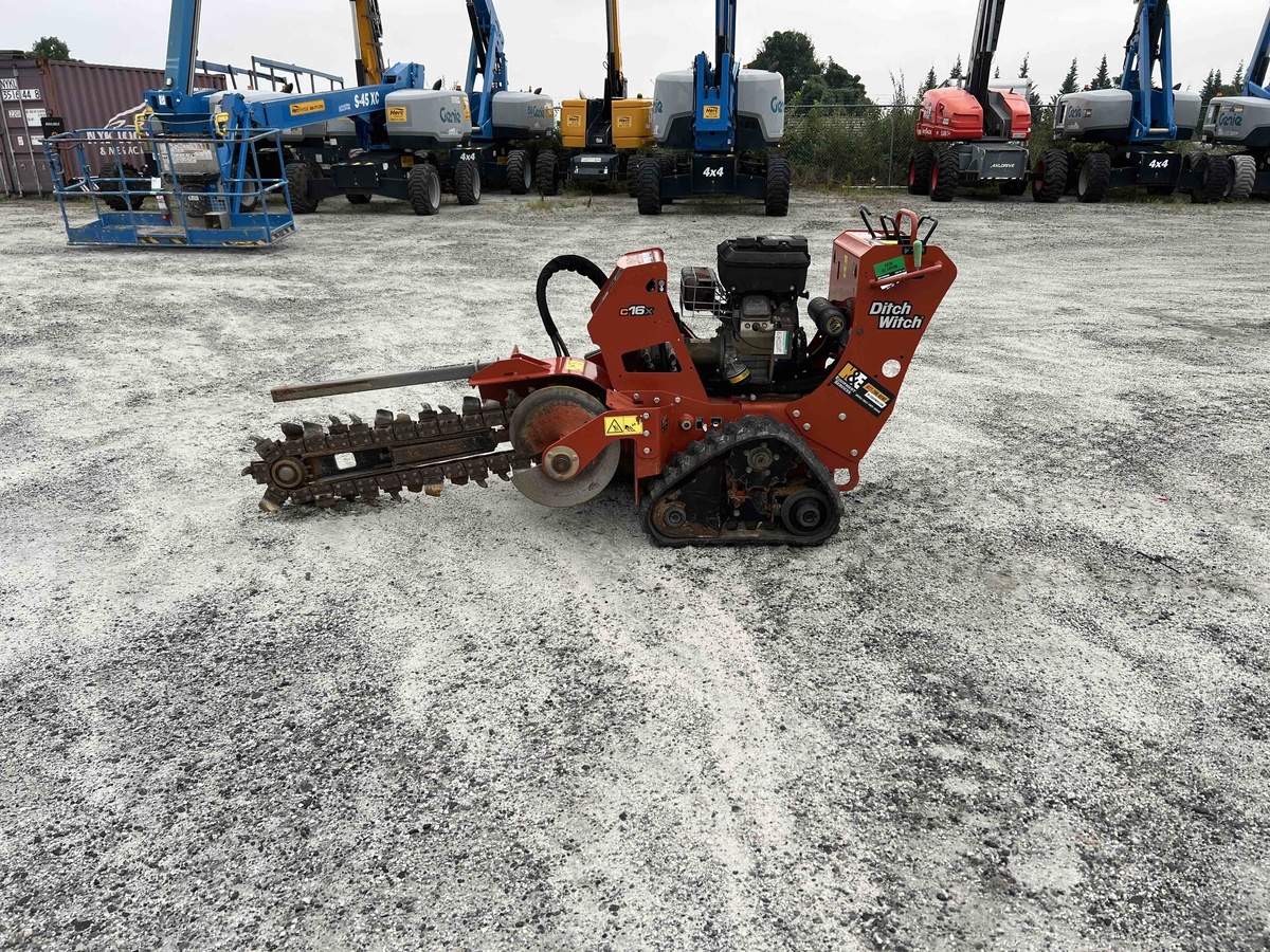 2021 Ditch Witch C16X-8