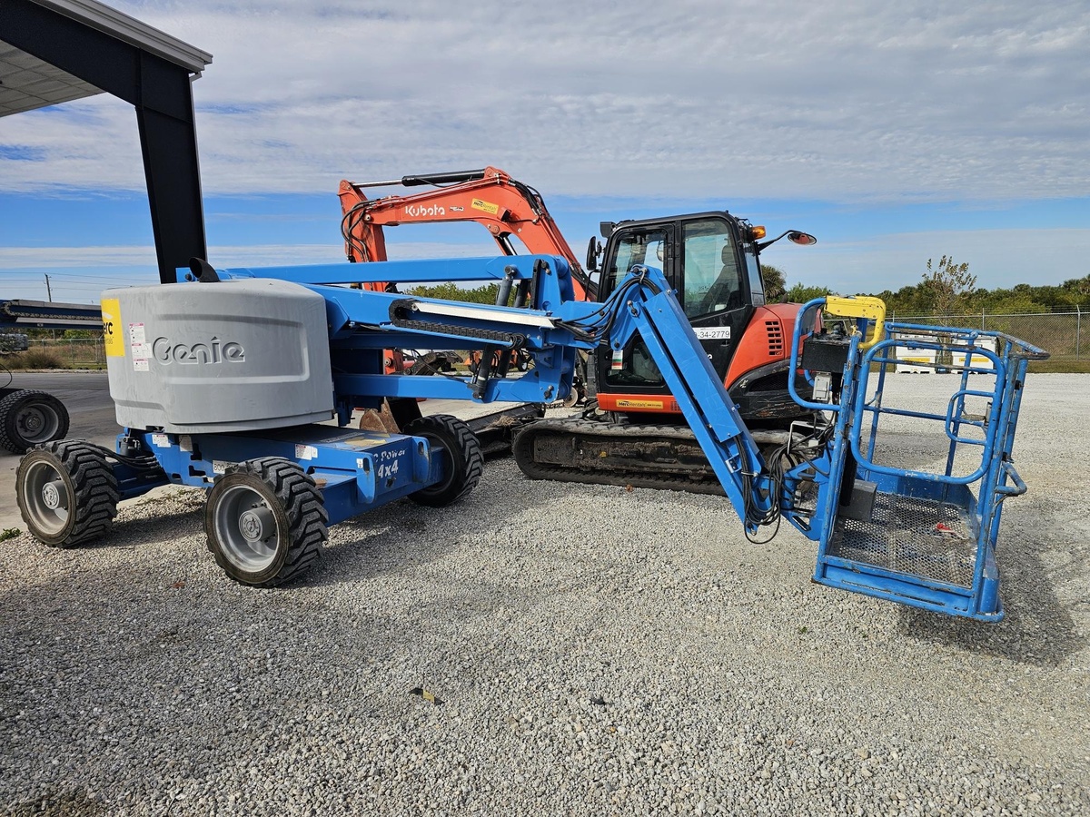 2018 Genie Z-45/25J RT