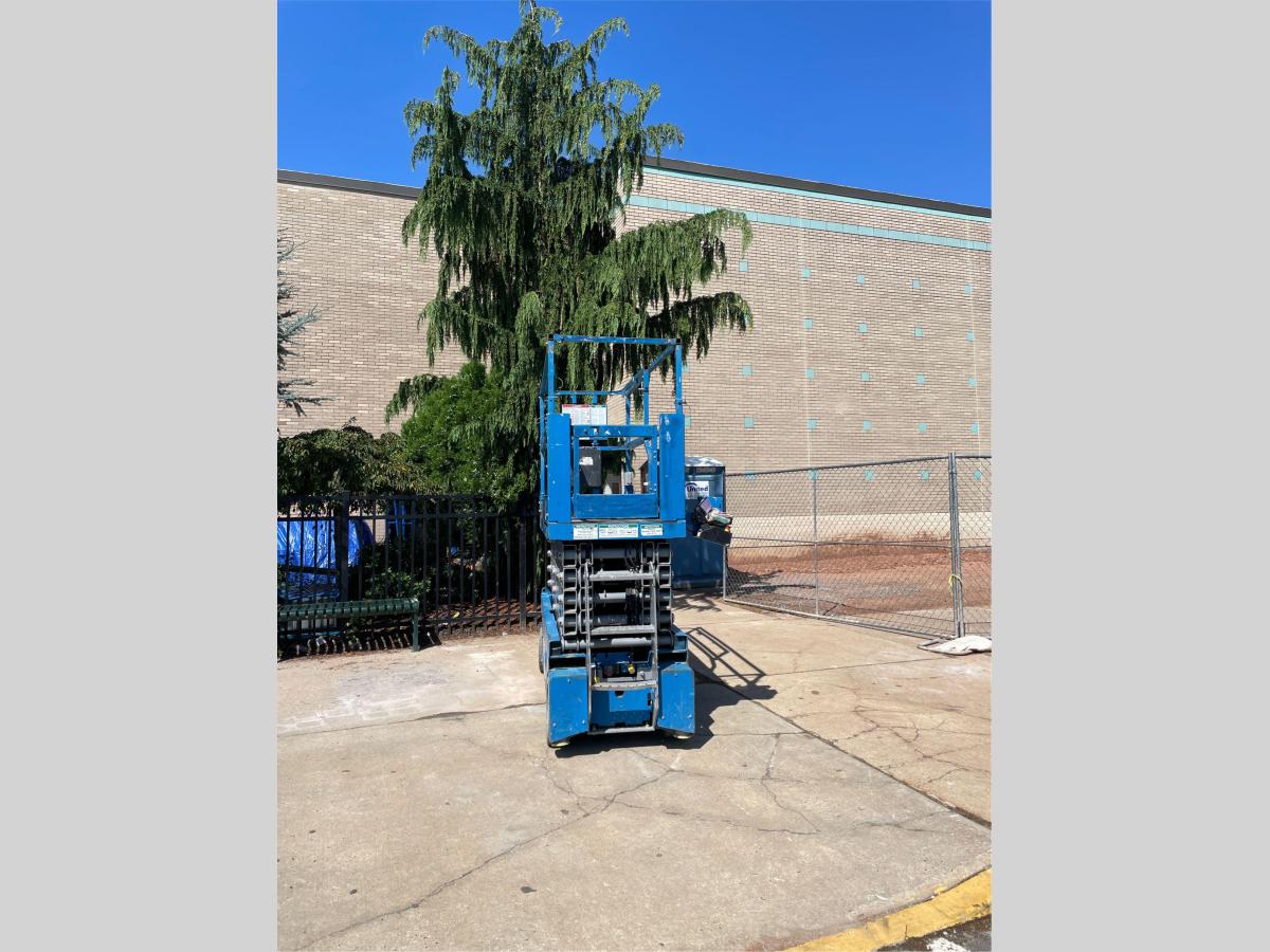 2017 Genie GS-3232