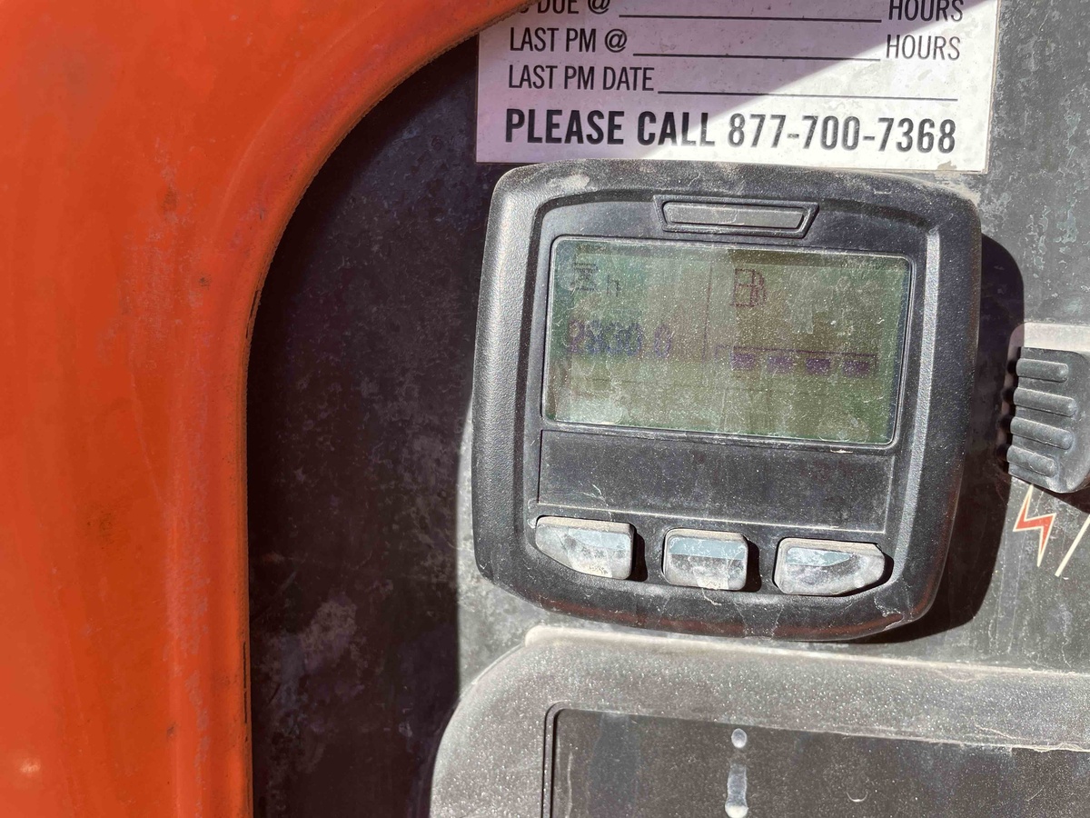 2018 JLG 460SJ-10