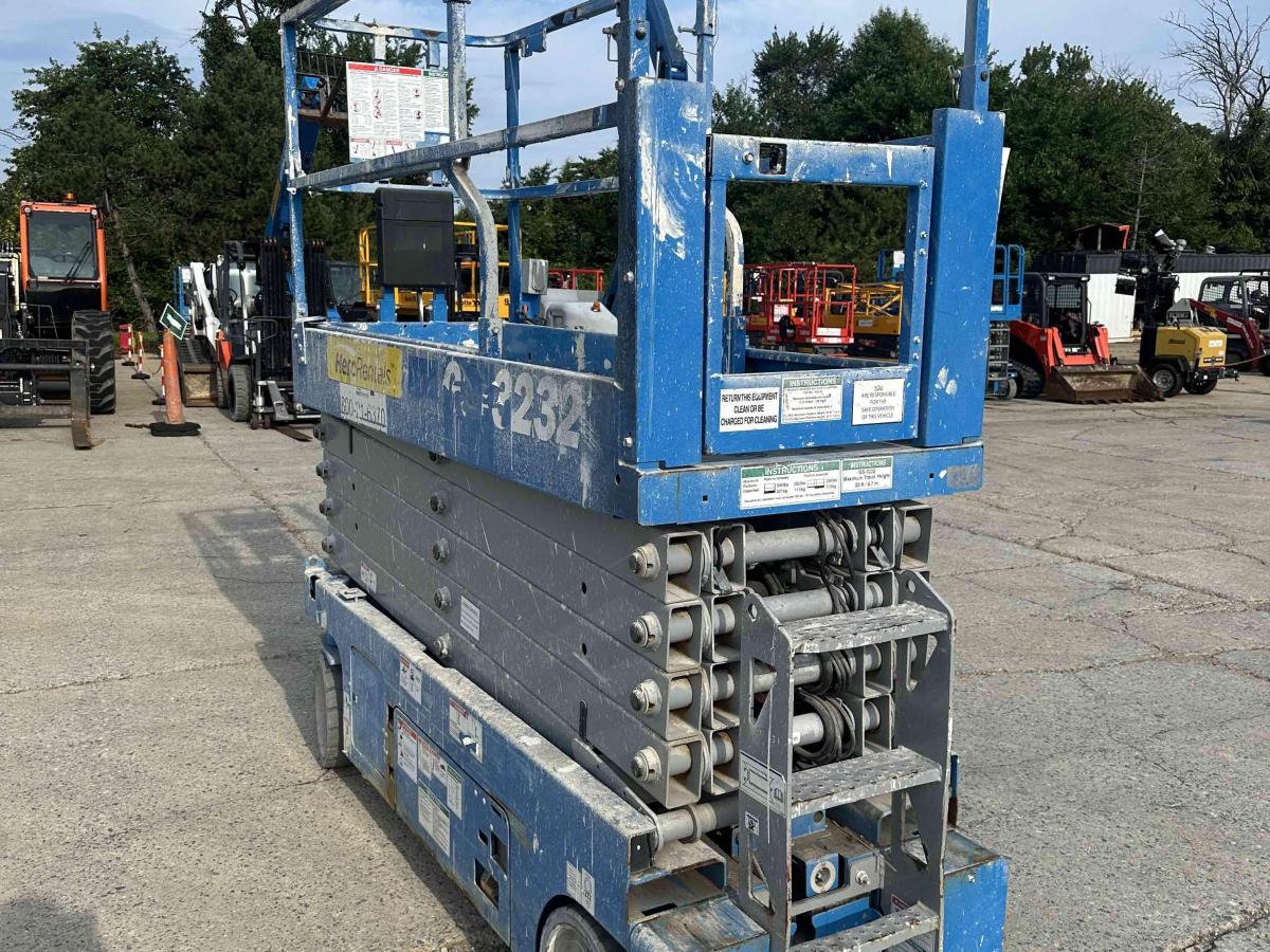 2018 Genie GS-3232-6