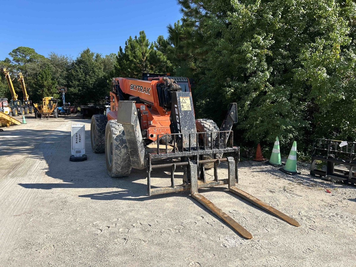 2021 SkyTrak 12054-2