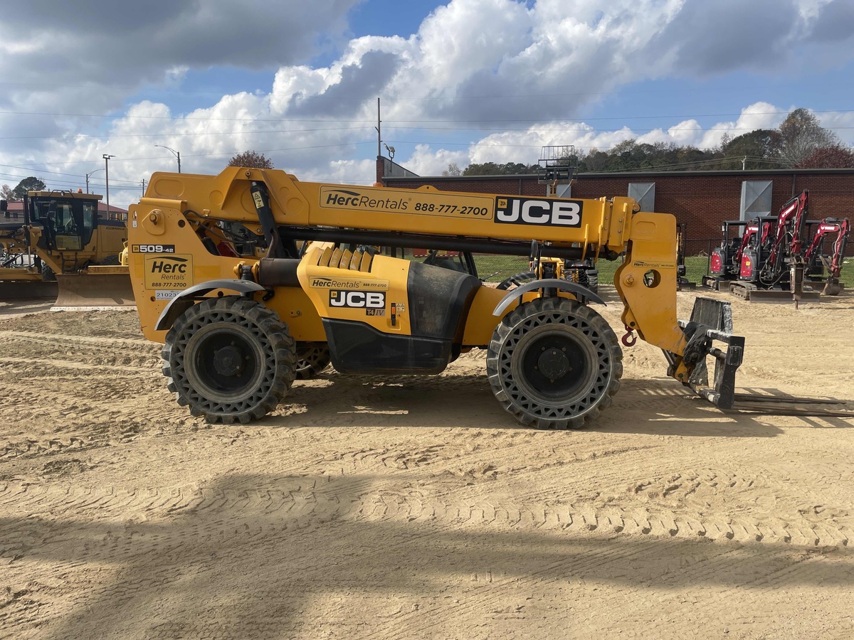 2018 JCB 509-42-4