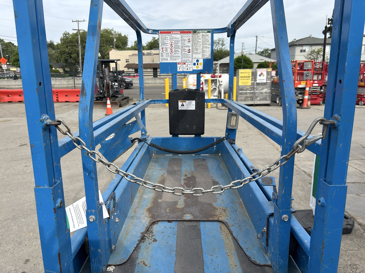 2019 Genie GS-1930-8