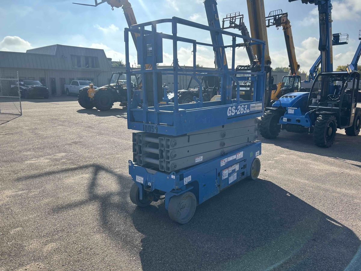 2017 Genie GS-2632-4