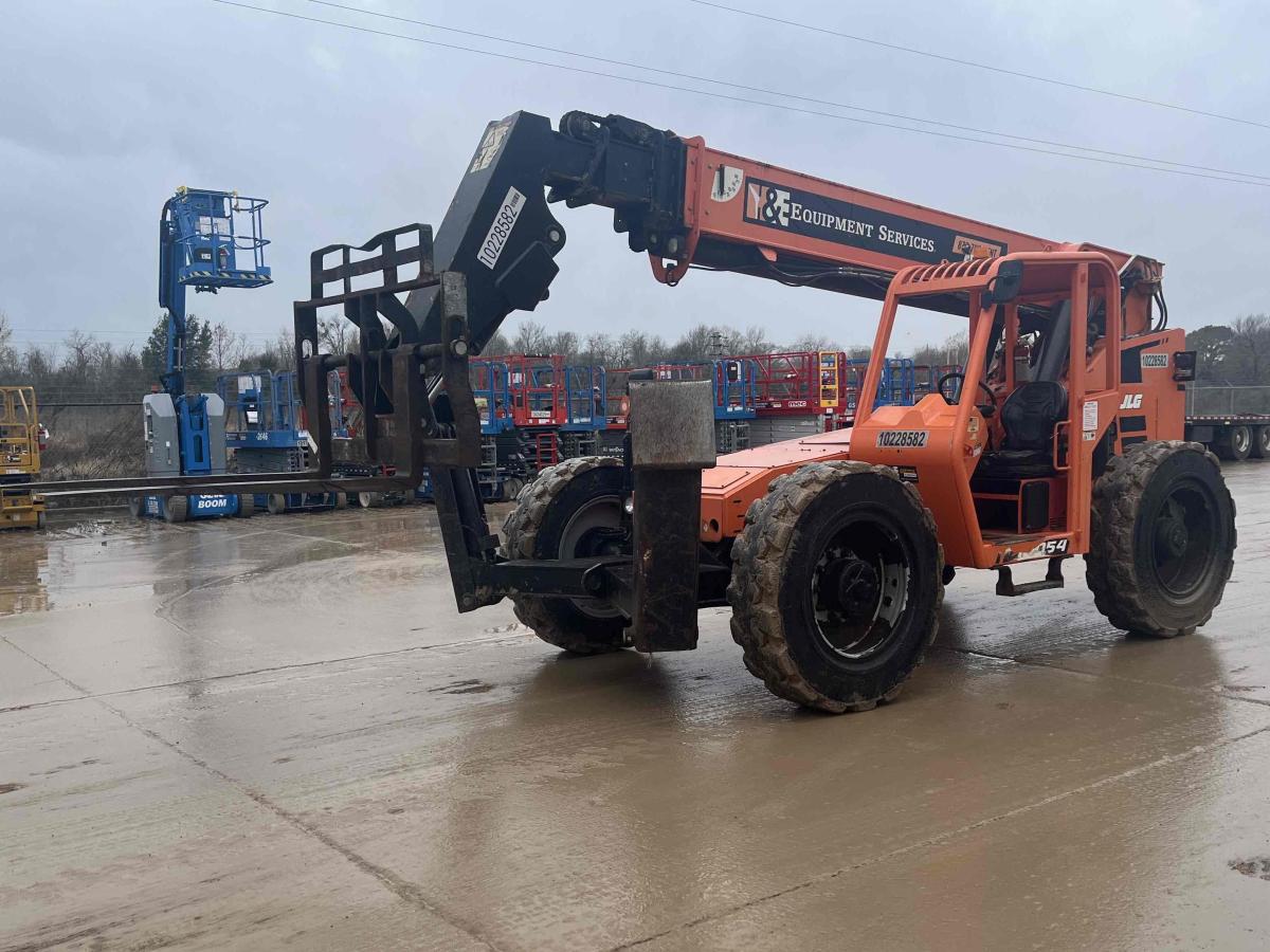 2018 SkyTrak 10054