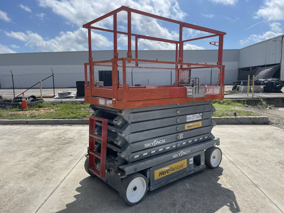 2020 Skyjack SJ4740-3