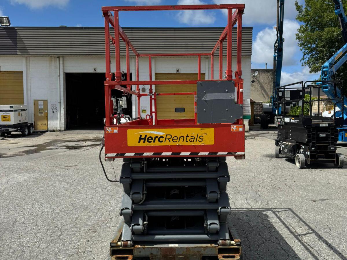 2018 Skyjack SJ4740-3