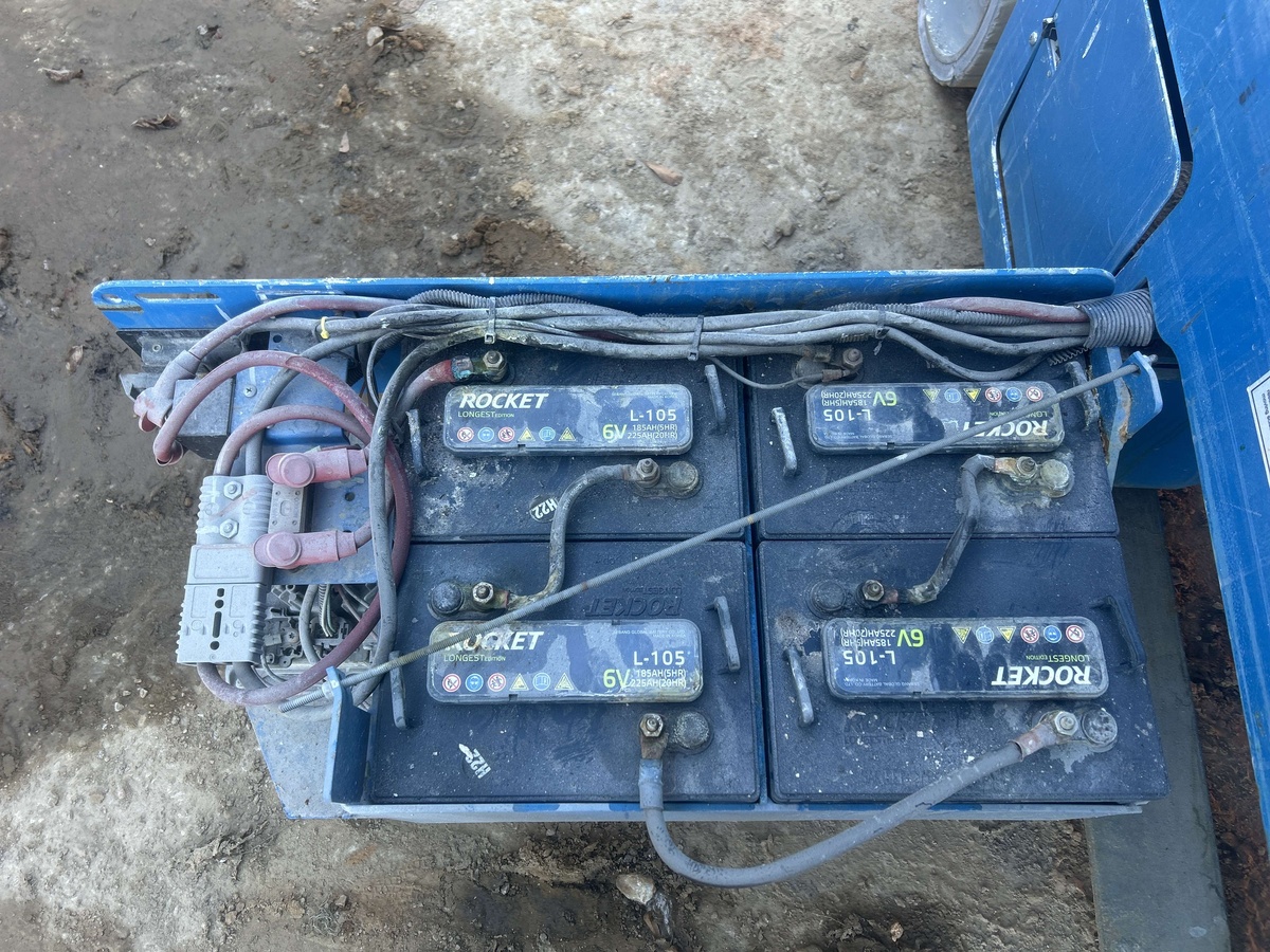 2017 Genie GS-2632-8