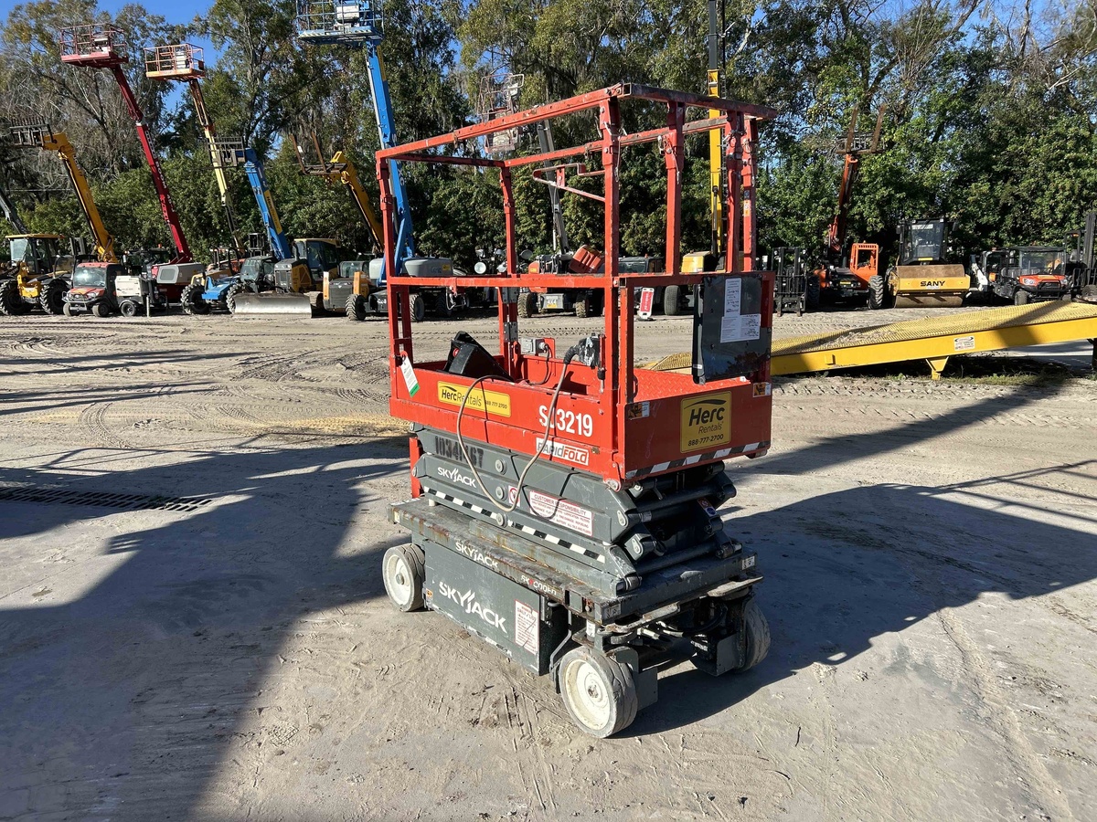 2021 Skyjack SJ3219