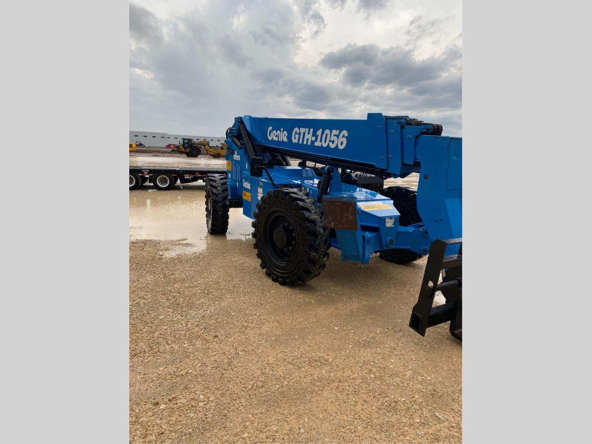 2018 Genie GTH-1056