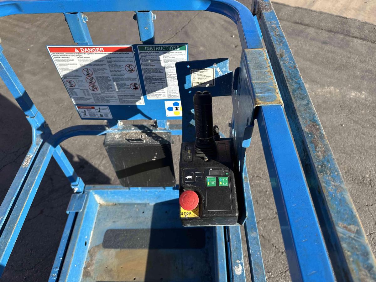 2017 Genie GS-2632