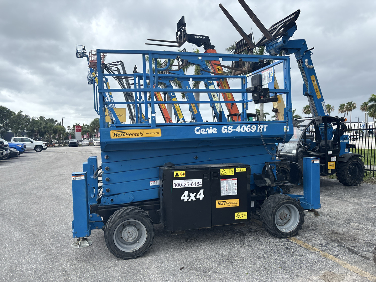 2019 Genie GS-4069 RT-2