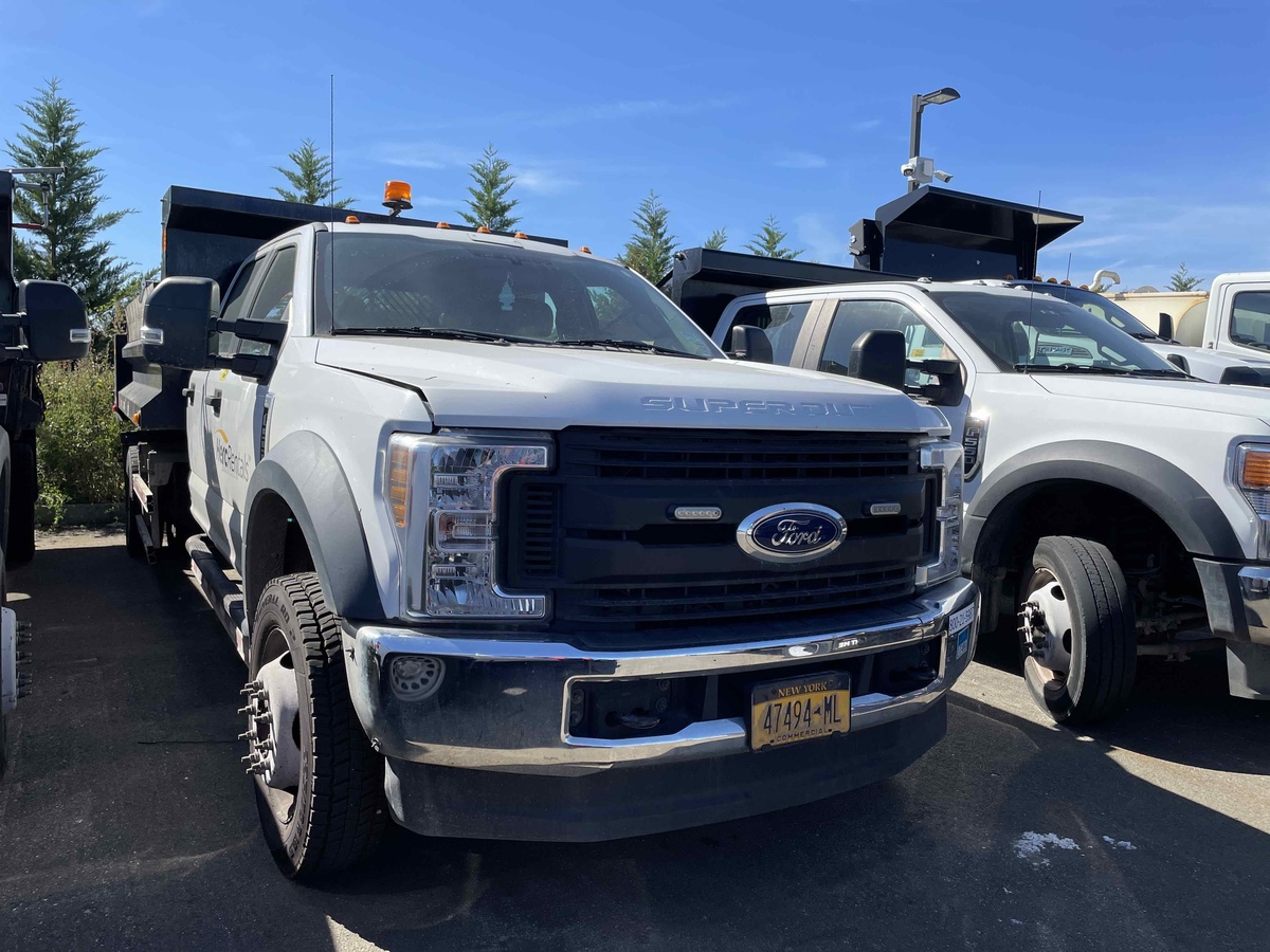 2018 Ford F550-1