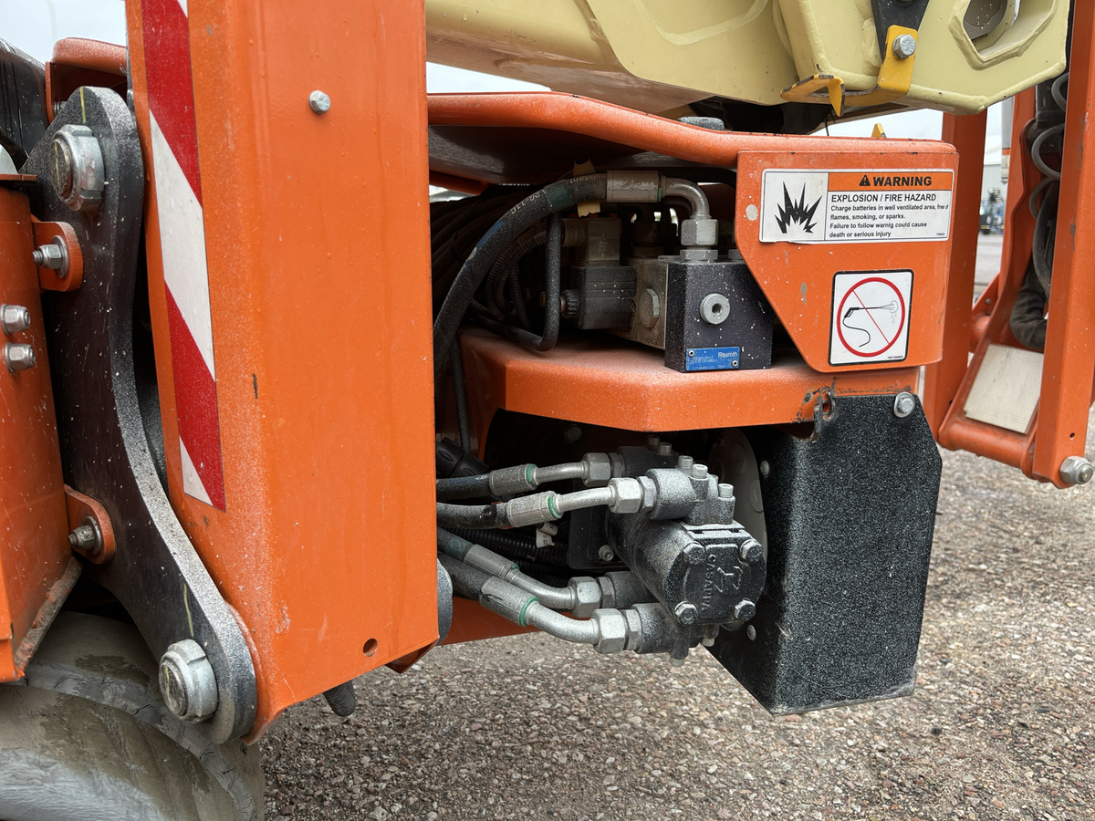 2018 JLG X600AJ-9