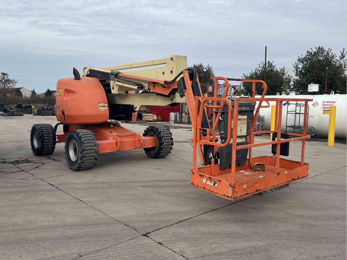 2014 JLG 450AJ