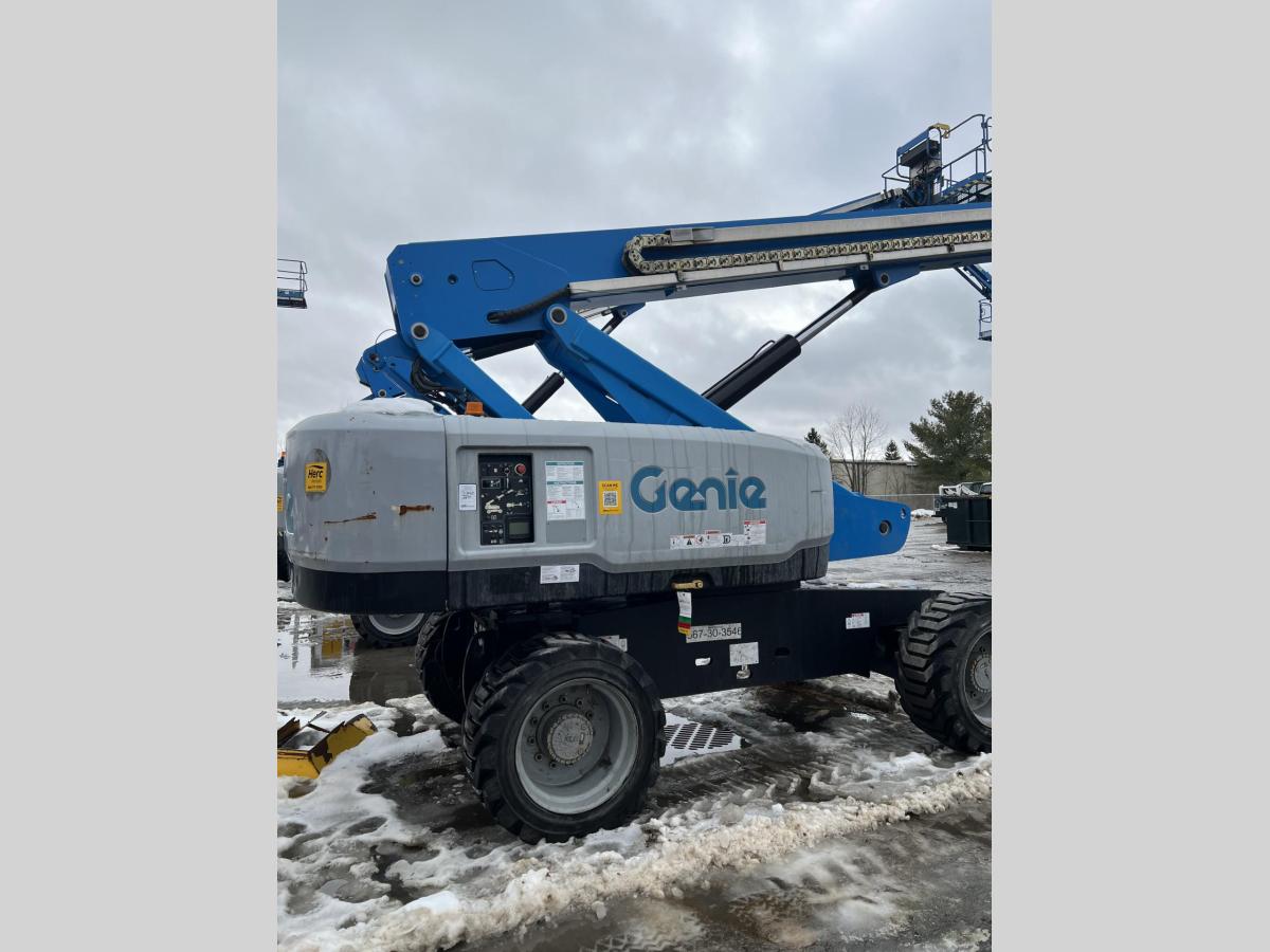 2017 Genie S-85