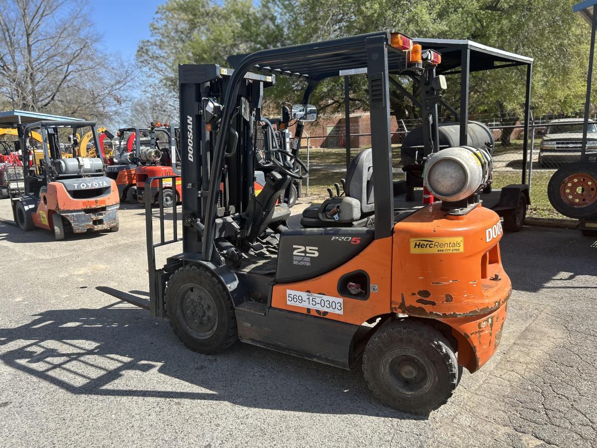 2017 Doosan G25P-5